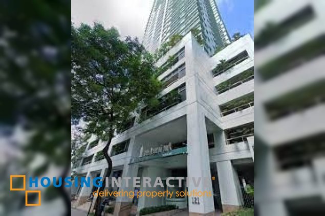 2br unit with parking for sale in one legaspi park