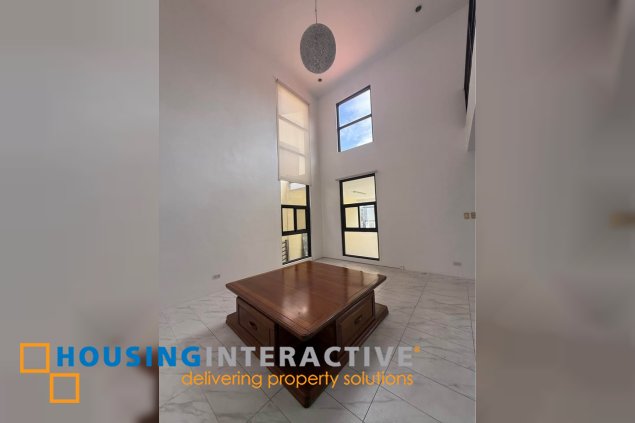 4br house for rent in merville park village