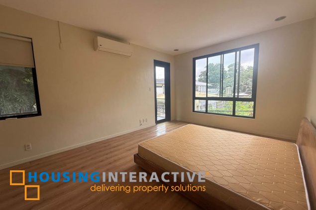 3-storey house for rent in south admiral merville