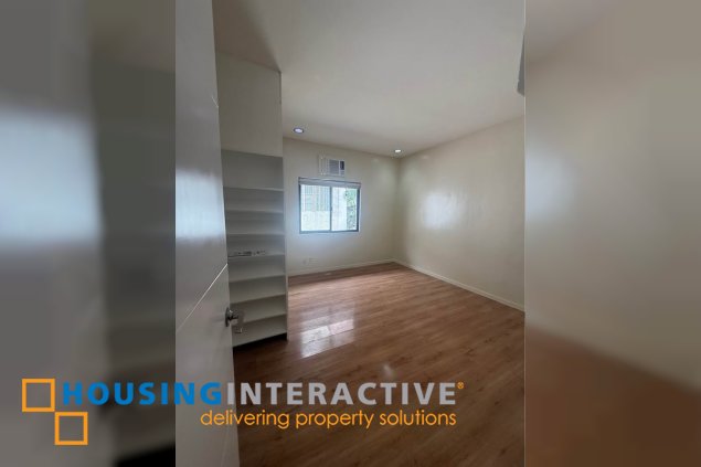 3-storey house for rent in south admiral merville