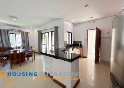 6br house for rent in merville park village