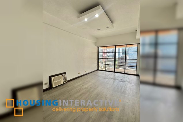 for sale • 3 bedroom unit in one lafayette square, salcedo village