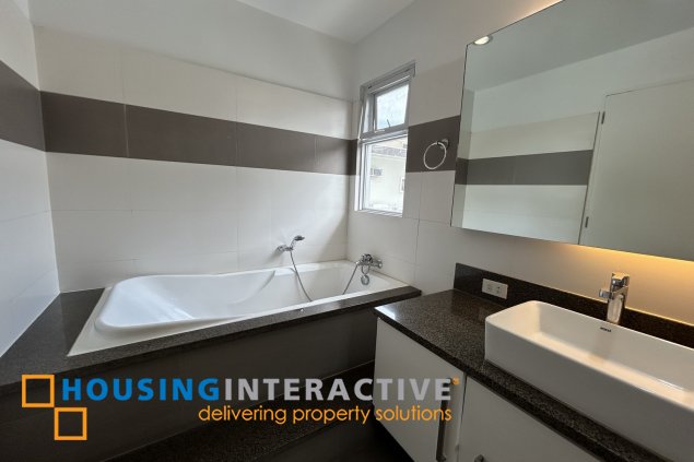 2-storey duplex in san lorenzo village for rent