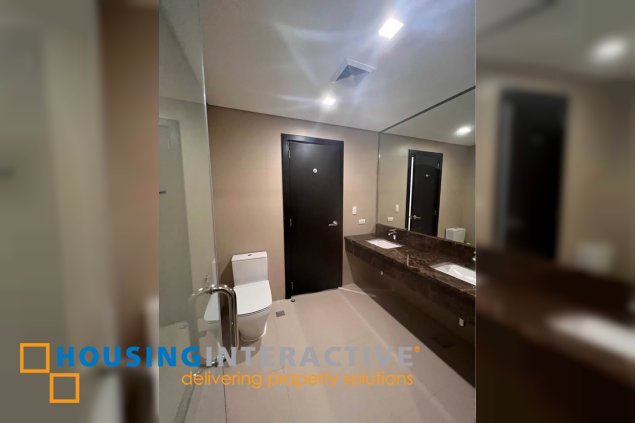 semi-furnished 3br unit with parking for rent in garden towers