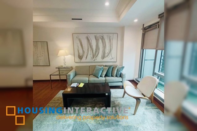 fully furnished 2br unit with parking for lease in one mckinley place