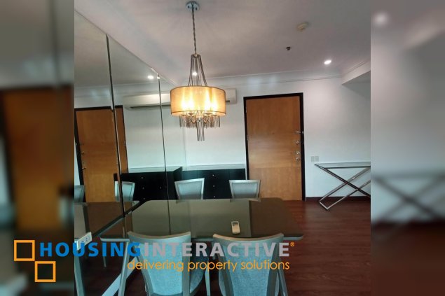 fully furnished 2br unit with parking for lease in one mckinley place