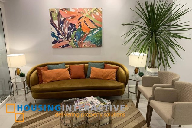 bungalow house with 3br for rent in bf homes