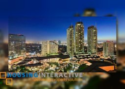 furnished 2br in the residences at greenbelt