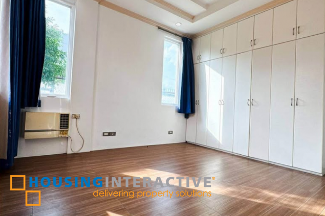 modern 2-storey house for sale/rent in san miguel village