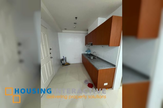 semi-furnished 1br unit with parking for sale in melbourne residences