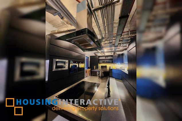 bare 4br unit with parking for sale in the salcedo park condominium