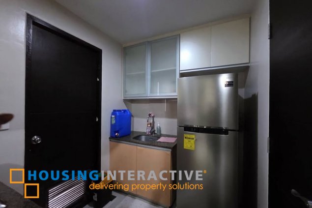 fully furnished 2br unit with balcony for lease in greenbelt hamilton
