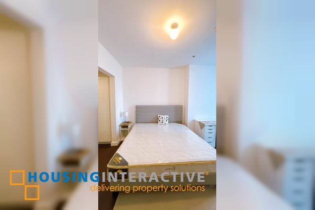 fully furnished 1br unit with parking for rent in west gallery place