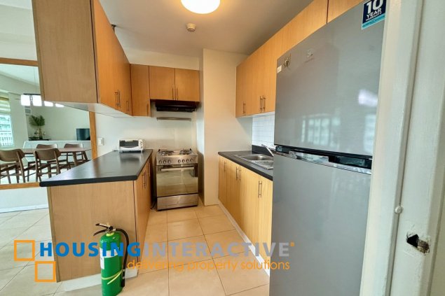 fully furnished 2br unit with parking for lease in two serendra