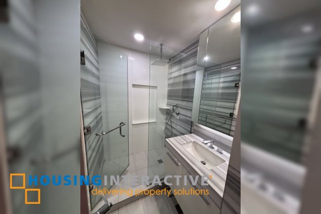 for rent/sale semi furnished 2br with parking in makati