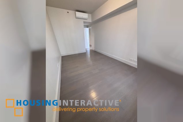 for rent/sale semi furnished 2br with parking in makati