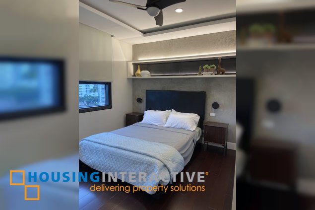 for sale 2br with parking in garden tower 2