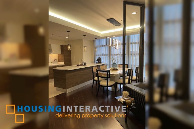 for sale 2br with parking in garden tower 2