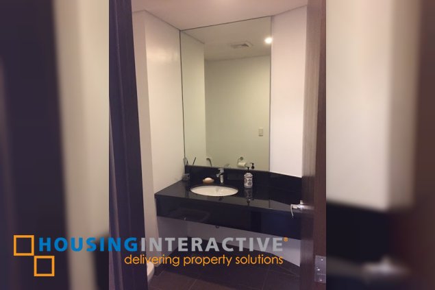 for sale 2br with parking in garden tower 1