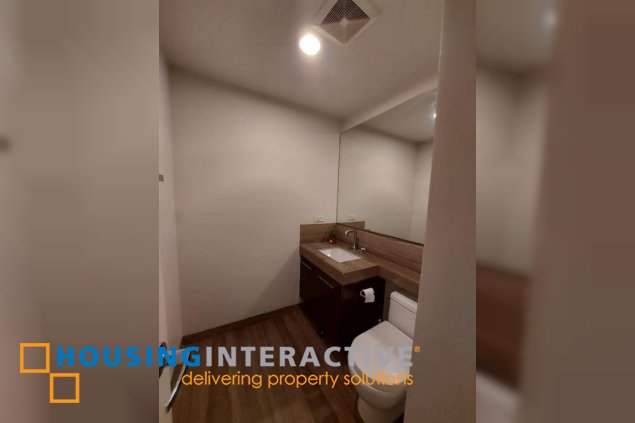 for sale 3br with 2 parking slots in makati