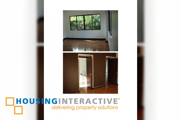 2-level house for rent in dasmarinas village