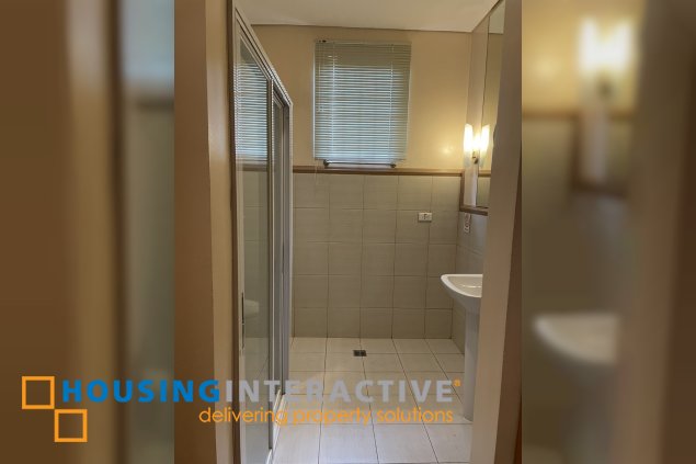 3br house for rent in dasmarinas village