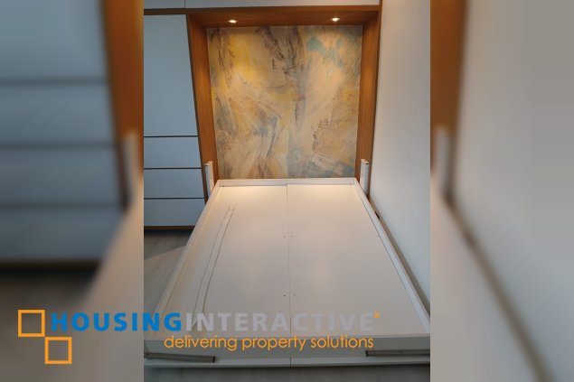 fully furnished 2br unit with parking for rent in one uptown residences