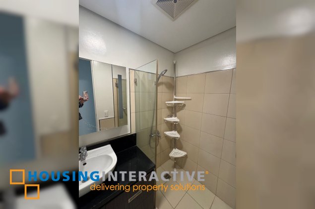 furnished 3br unit with parking for rent in two serendra