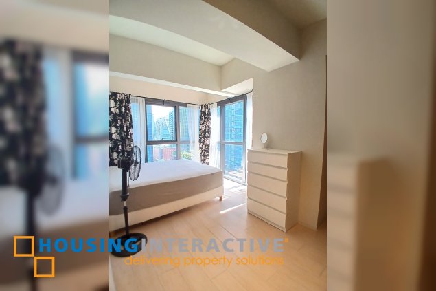 fully furnished 2br unit for rent in uptown ritz residence