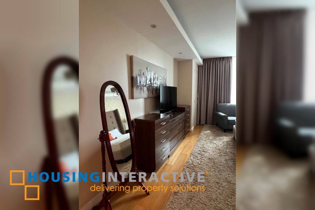 fully furnished 2br unit with parking for rent in park terraces
