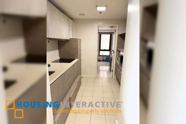 fully furnished 2br unit with parking for rent in joya lofts and towers