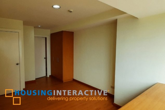 fully furnished 1br for sale in lee gardens