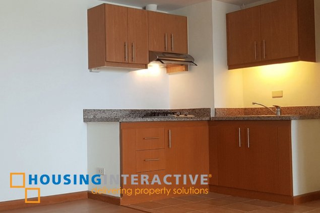 fully furnished 1br for sale in lee gardens