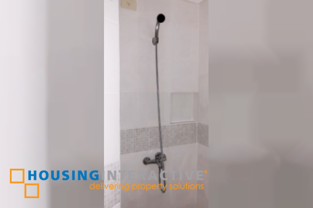 fully furnished 2br for sale in lee gardens