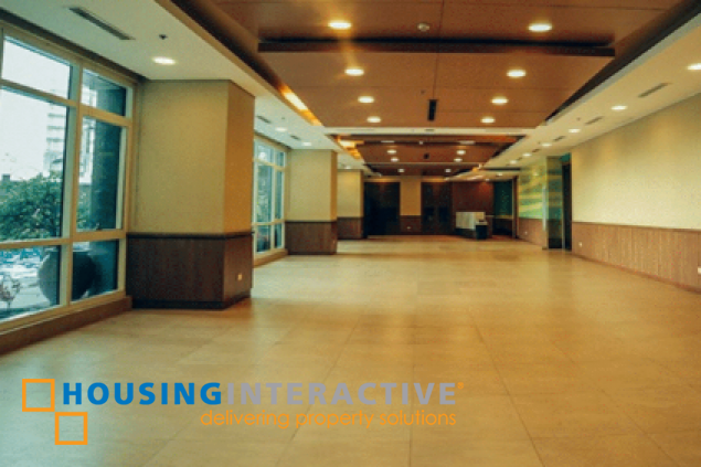 fully furnished 3br for sale in lee gardens