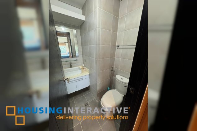 for sale 1br in fairways tower