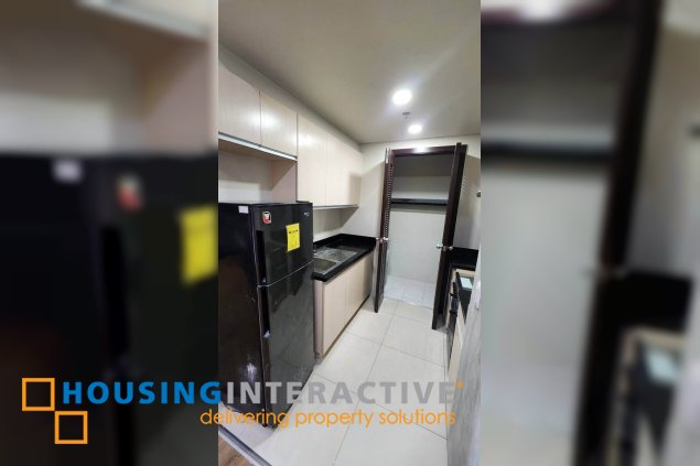 2 bedroom unit at kroma tower for lease/rent