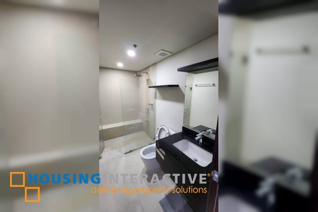 2 bedroom unit at kroma tower for lease/rent