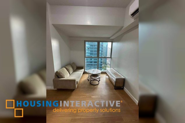 semi-furnished 1br unit with balcony for lease in the seasons residences