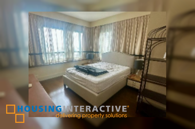 fully furnished 2br with 2 parking for rent in edades tower