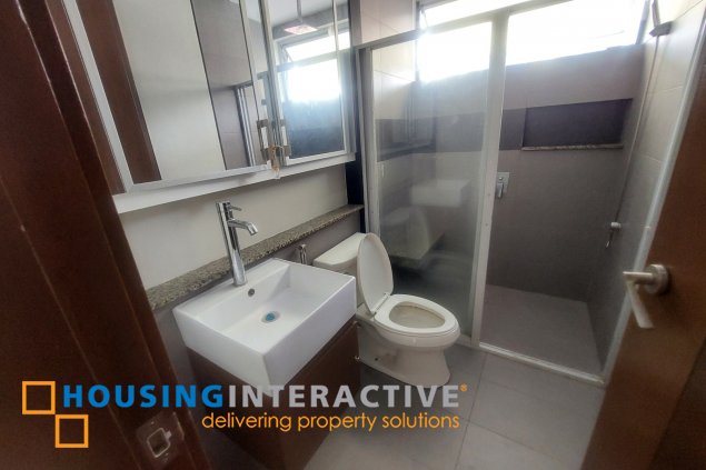 for sale or rent 6br house at metropoli libis qc