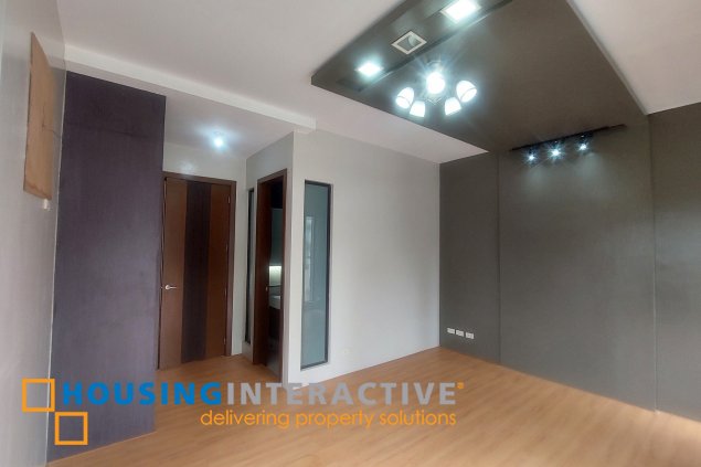 for sale or rent 6br house at metropoli libis qc