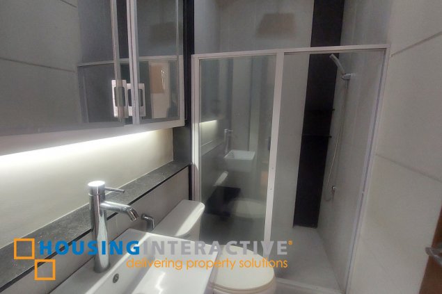 for sale or rent 6br house at metropoli libis qc