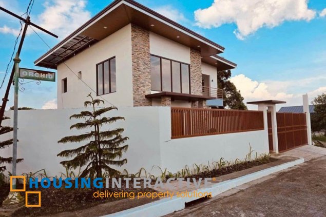 brand new tagaytay corner house for sale