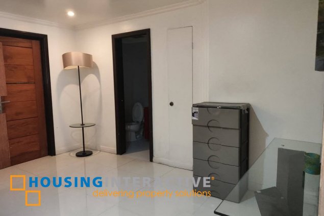 furnished 3br unit with parking for sale in skyland plaza tower