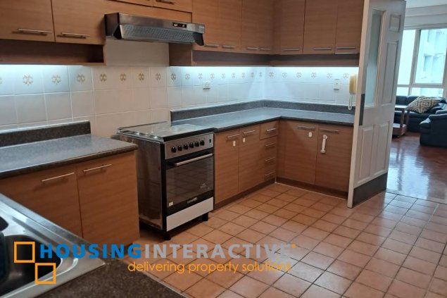 semi-furnished 3br unit with parking for lease in regency at salcedo