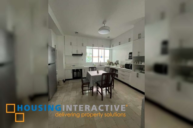 for sale 2 storey house 2br in ayala alabang