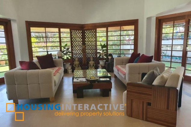 ayala alabang 4br with parking corner house for sale