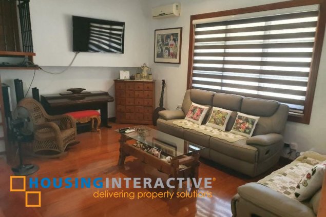 ayala alabang 4br with parking corner house for sale
