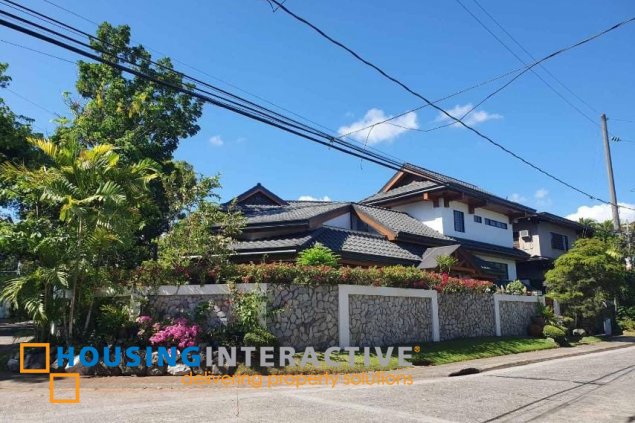 ayala alabang 4br with parking corner house for sale